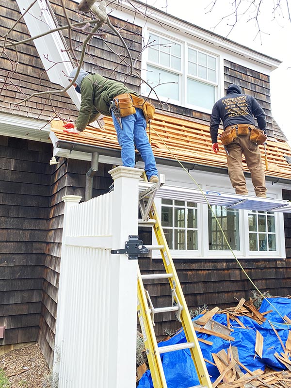 Cedar shake roofs and siding on Long Island